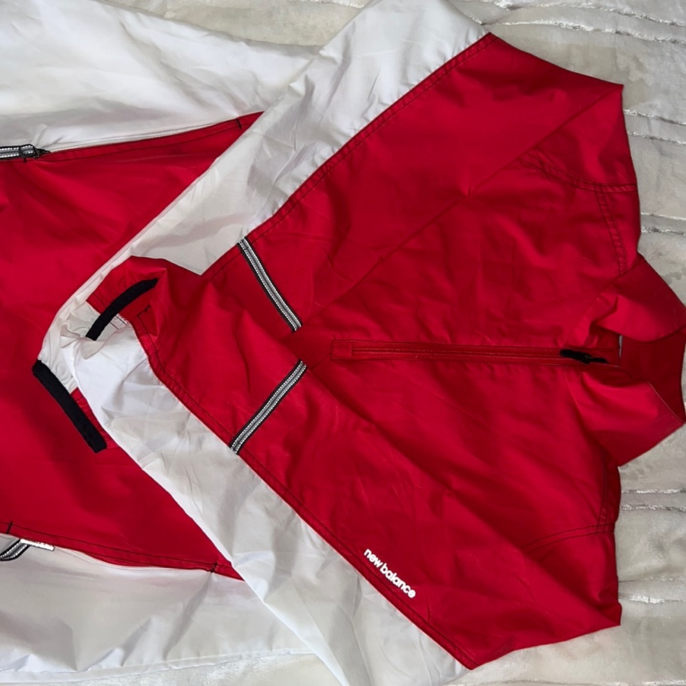 New balance wind breaker